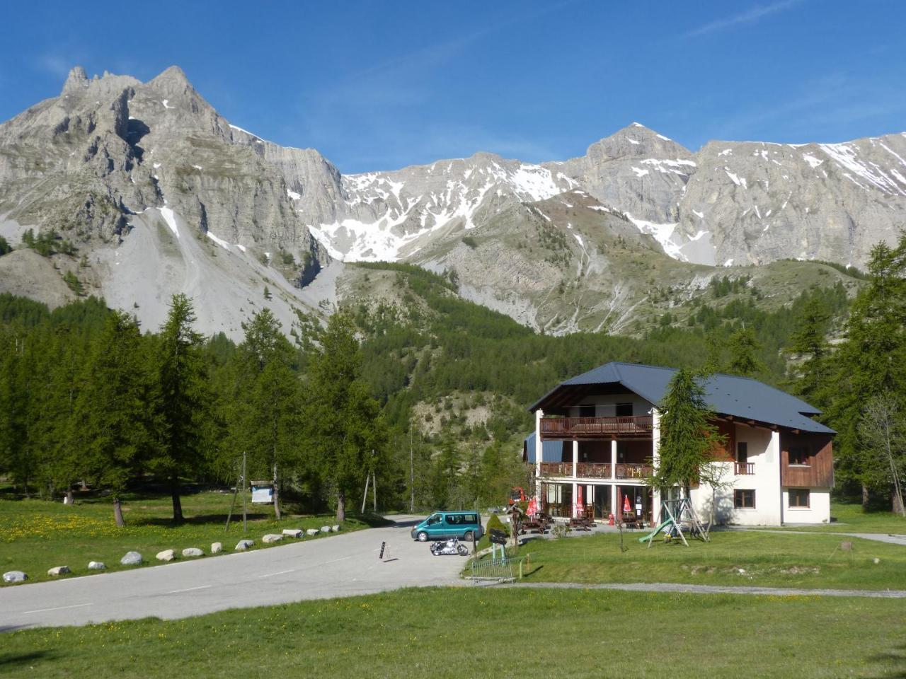 Auberge Des Aiguilles Hotel Entraunes Eksteriør billede